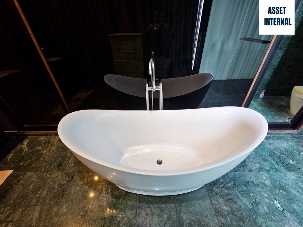 ขายบ้านลาดพร้าว เซ็นทรัลลาดพร้าว : ขายบ้าน สไตล์ Home Office 3 ชั้น ซอยนาคนิวาส 18 เนื้อที่ 97 ตารางวา 6 ห้องนอน 7 ห้องน้ำ พร้อมสระว่ายน้ำกลางบ้าน ห้องทำงาน ห้องนั่งเล่น ห้องเก็บของ แขวงลาดพร้าว เขตลาดพร้าว กรุงเทพมหานคร