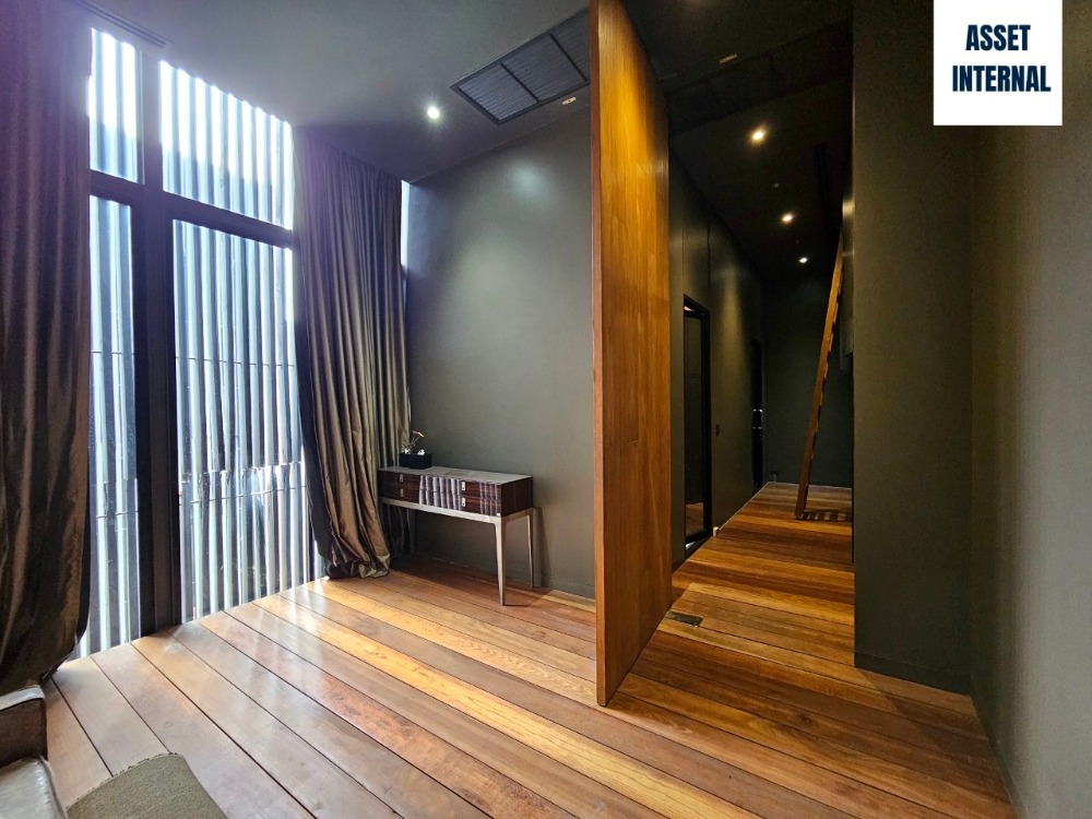 ขายบ้านลาดพร้าว เซ็นทรัลลาดพร้าว : ขายบ้าน สไตล์ Home Office 3 ชั้น ซอยนาคนิวาส 18 เนื้อที่ 97 ตารางวา 6 ห้องนอน 7 ห้องน้ำ พร้อมสระว่ายน้ำกลางบ้าน ห้องทำงาน ห้องนั่งเล่น ห้องเก็บของ แขวงลาดพร้าว เขตลาดพร้าว กรุงเทพมหานคร