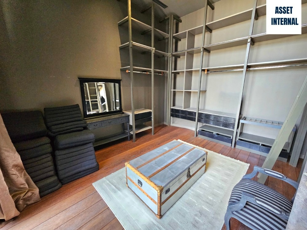 ขายบ้านลาดพร้าว เซ็นทรัลลาดพร้าว : ขายบ้าน สไตล์ Home Office 3 ชั้น ซอยนาคนิวาส 18 เนื้อที่ 97 ตารางวา 6 ห้องนอน 7 ห้องน้ำ พร้อมสระว่ายน้ำกลางบ้าน ห้องทำงาน ห้องนั่งเล่น ห้องเก็บของ แขวงลาดพร้าว เขตลาดพร้าว กรุงเทพมหานคร