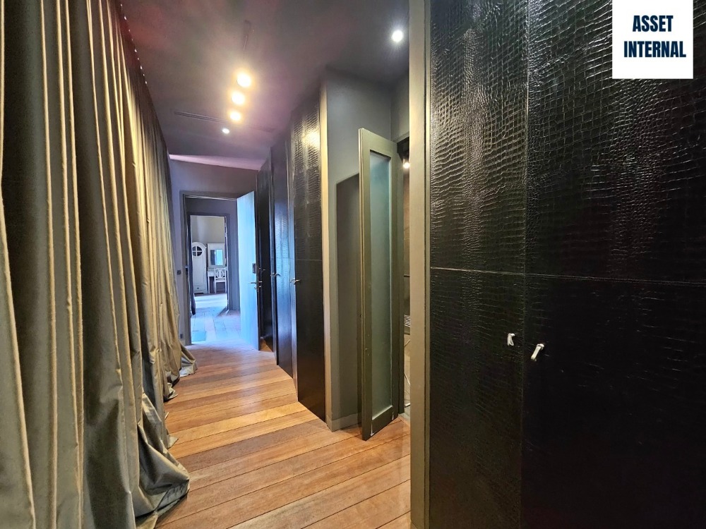 ขายบ้านลาดพร้าว เซ็นทรัลลาดพร้าว : ขายบ้าน สไตล์ Home Office 3 ชั้น ซอยนาคนิวาส 18 เนื้อที่ 97 ตารางวา 6 ห้องนอน 7 ห้องน้ำ พร้อมสระว่ายน้ำกลางบ้าน ห้องทำงาน ห้องนั่งเล่น ห้องเก็บของ แขวงลาดพร้าว เขตลาดพร้าว กรุงเทพมหานคร