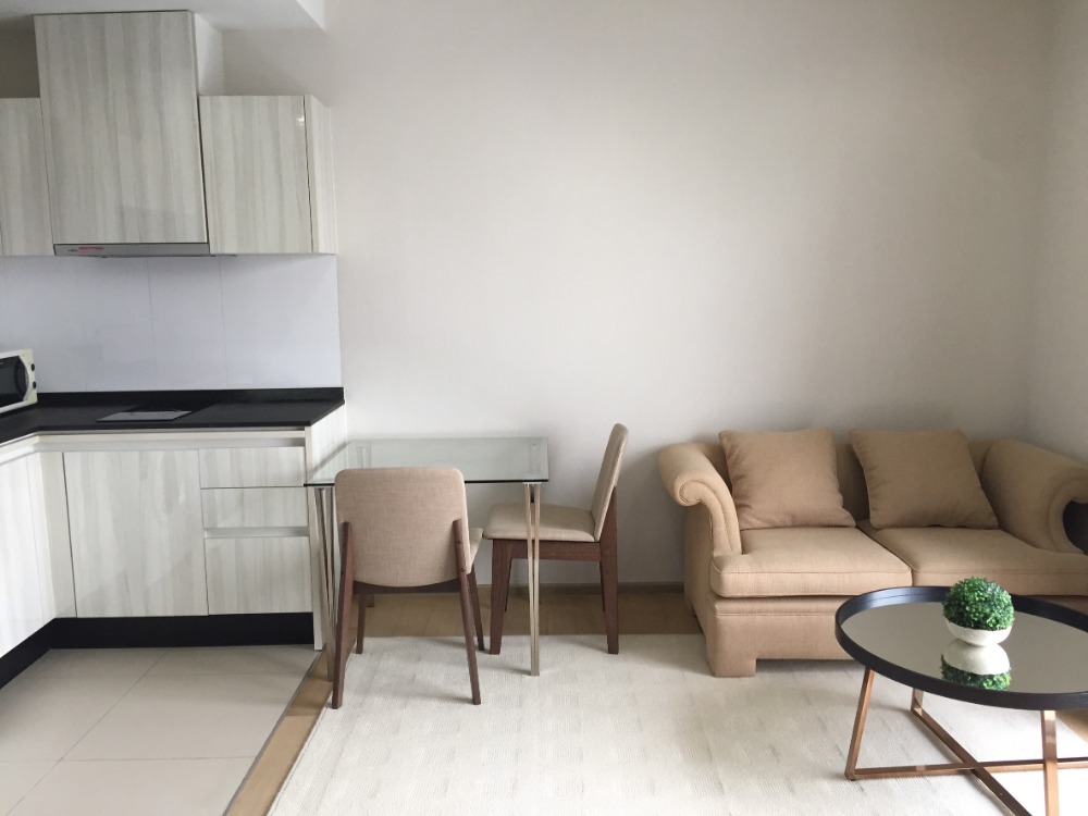 ให้เช่าคอนโดสุขุมวิท อโศก ทองหล่อ : For Rent :HQ By Sansiri  1B1B 50sqm High floor 45K/month