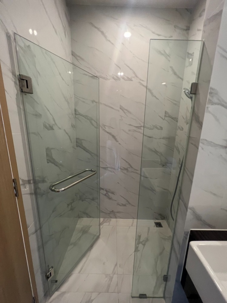 ขายคอนโดสุขุมวิท อโศก ทองหล่อ : ขาย คอนโด Noble BE19 (โนเบิล บี19) คอนโดใหม่ใจกลางอโศก ทำเลดี BTS อโศก & MRT สุขุมวิท 550 ม. 2 Bed 2 Bath 52sqm High floor Beatiful view