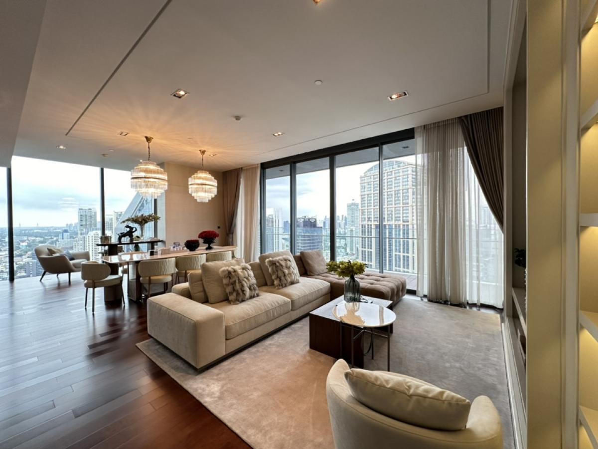 ให้เช่าคอนโดสุขุมวิท อโศก ทองหล่อ : Rental : Marque Sukhumvit , 3 bedroom 4 bathroom 1 Maid's room, Size 188.80 S.qm , 30 Floor