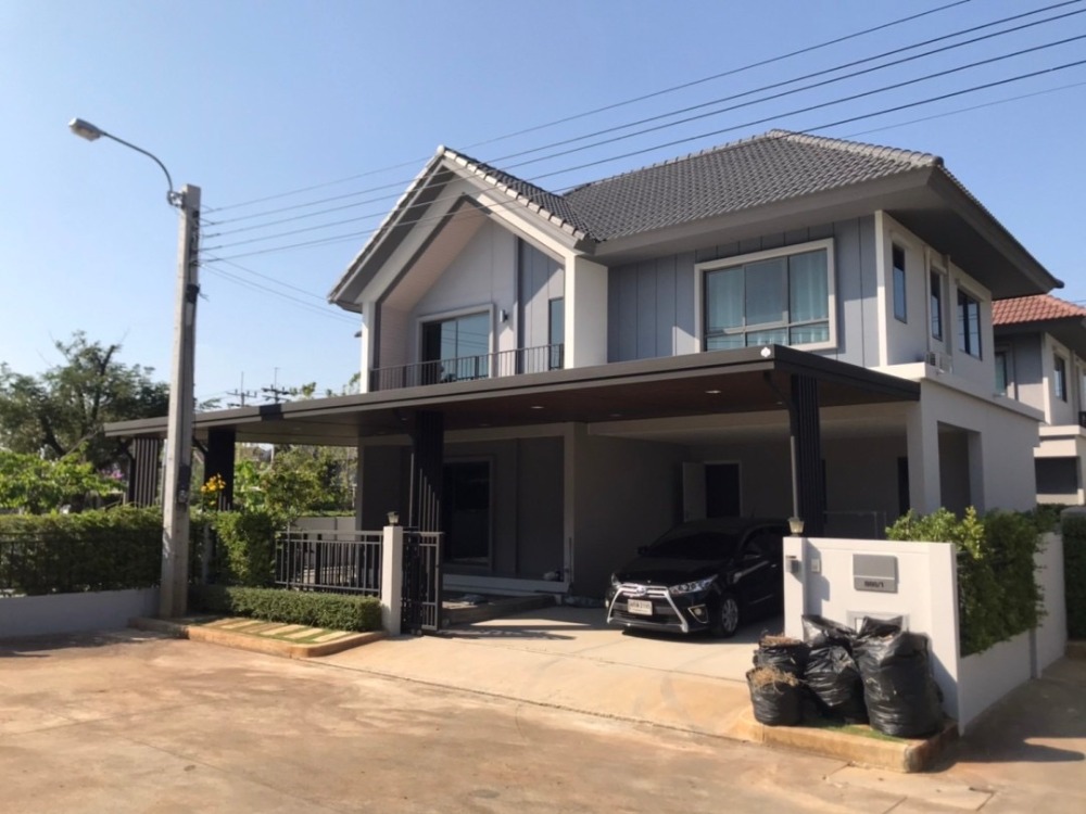 ขายบ้านสมุทรปราการ สำโรง : ✅🔥ขายต่ำกว่าทุน!!บ้านเดี่ยว 74 ตร.วา หมู่บ้าน PAVE BANGNA ตกแต่งสวย พร้อมอยู่!🔥