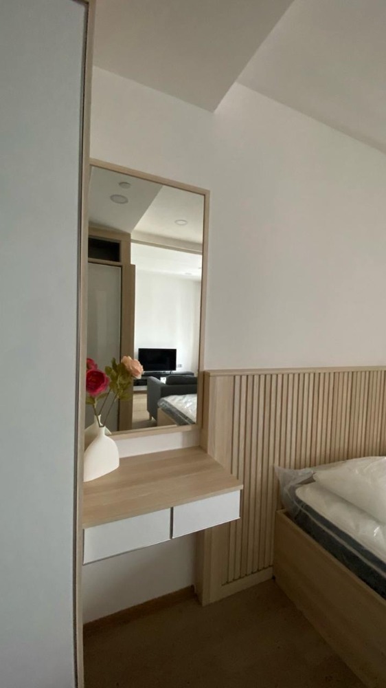 For RentCondoSiam Paragon ,Chulalongkorn,Samyan : Ashton Chula Silom【𝐑𝐄𝐍𝐓】🔥 Experience the elegance in every angle with a room decorated in cream tones that provide a comfortable and relaxing feeling🔥 Contact Line ID: @hacondo