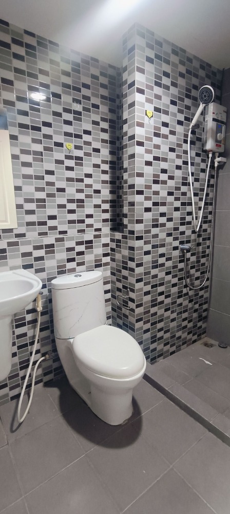 ให้เช่าคอนโดนนทบุรี บางใหญ่ บางบัวทอง : ให้เช่า ดี คอนโด รัตนาธิเบศร์  เครื่องใช้ไฟฟ้าครบ ค่าเช่า 5,500