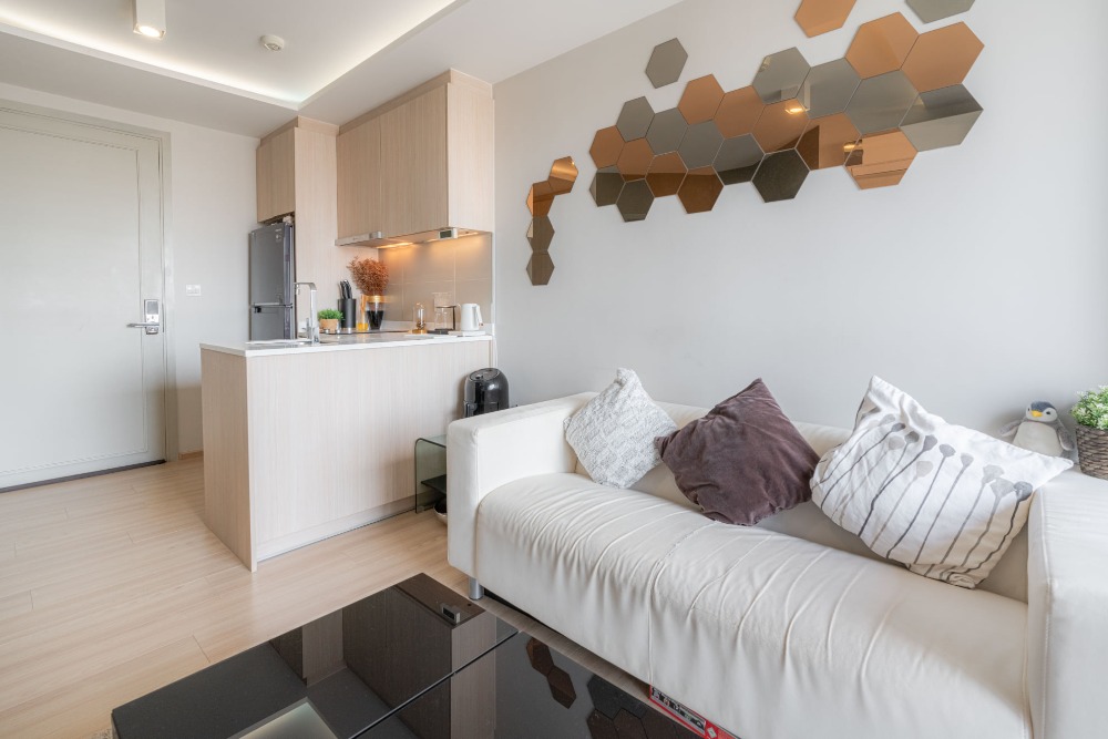 ขายคอนโดราชเทวี พญาไท : Maestro 12 Ratchathewi【𝐒𝐄𝐋𝐋】🔥 คอนโดสุดหรู ห้องสว่างโปร่ง โล่ง สบาย ด้วยโทนสีครีมนวลๆ สร้างความสงบให้ทุกวัน 🔥 ติดต่อไลน์ไอดี: @hacondo