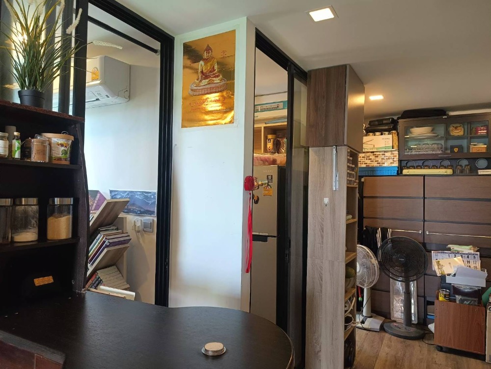 ขายคอนโดรัชดา ห้วยขวาง : รหัสทรัพย์ Bp0611 แอทโมซ รัชดา-ห้วยขวาง ห้องขนาด 33.51 ตร.ม. แบบ 2 ห้องนอน 1 ห้องน้ำ ชั้น 4