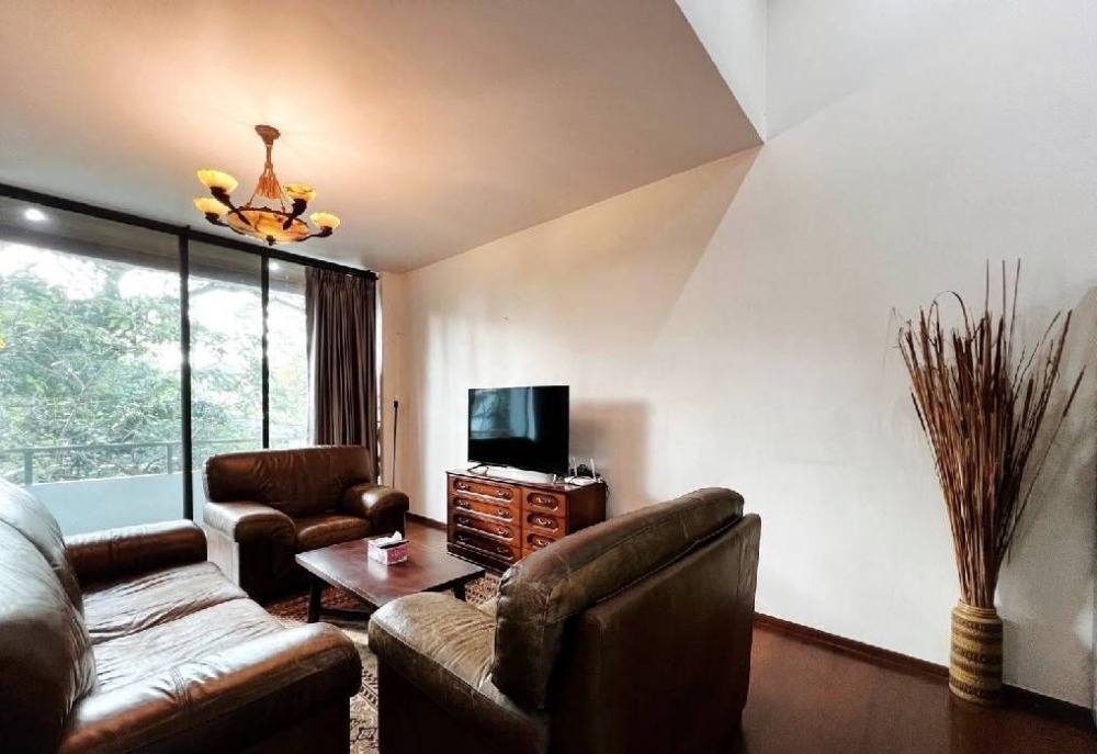 ให้เช่าทาวน์โฮมสุขุมวิท อโศก ทองหล่อ : ให้เช่าทาวน์โฮม เอกมัย