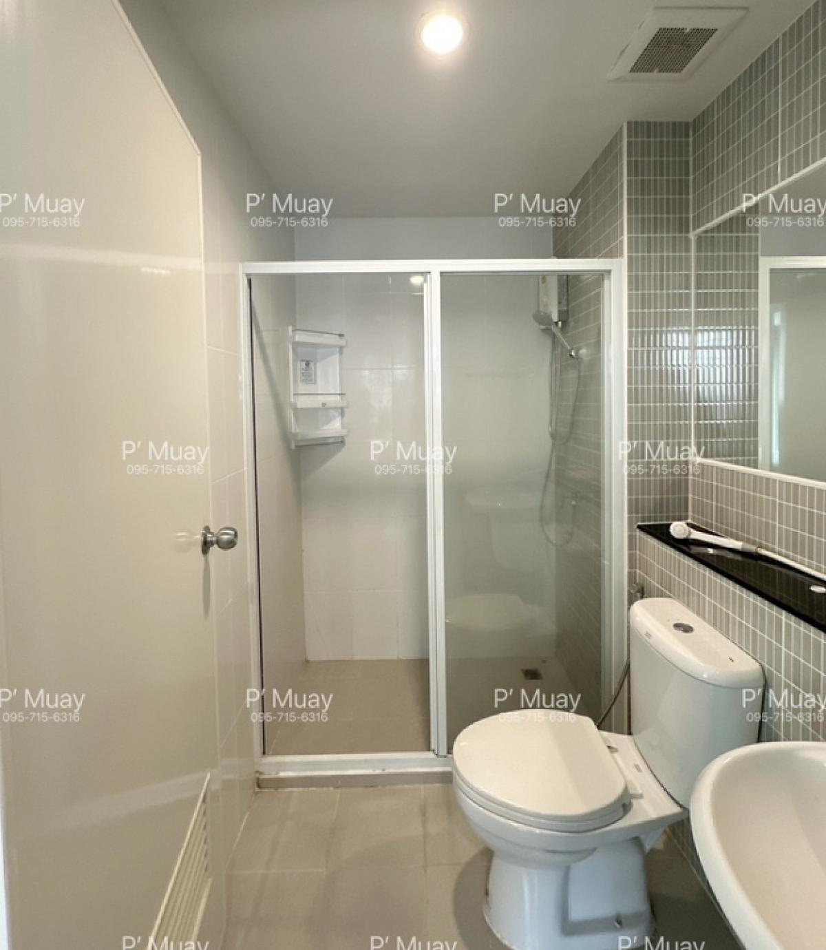 ขายคอนโดบางซื่อ วงศ์สว่าง เตาปูน : 💥 Vายด่วน 🍃 ห้อง หน้าก ว้ า ง ✨บิ้วอิน ห้องริม❗️แปลนพิเศษ หายาก อยู่สบาย สวยมากๆ📍มีเครื่องซักผ้า #รีเจ้นท์โฮมบางซ่อน28 ❤️ Vาย 1.6 ลบ Net. ( รวม ภาษี+ค่าโอน )