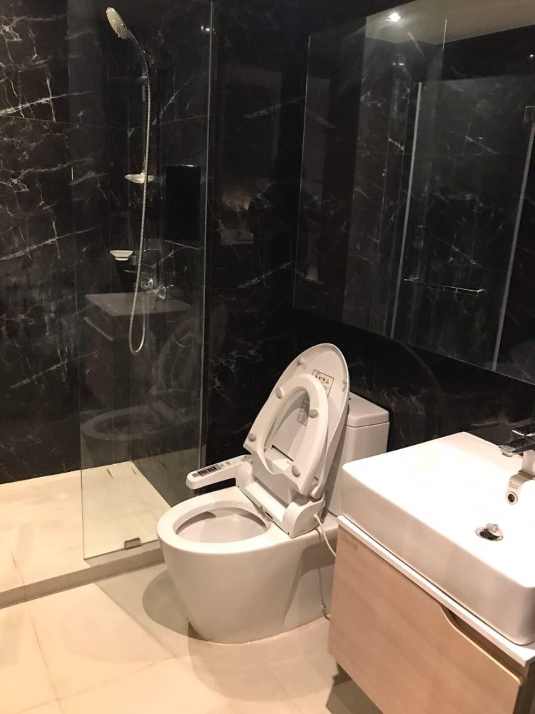 ให้เช่าคอนโดสยาม จุฬา สามย่าน : Altitude Samyan Silom【𝐑𝐄𝐍𝐓】🔥 ห้องสไตล์หรูหรา ตกแต่งจัดเต็ม เครื่องใช้ครบครัน ใกล้ MRT สามย่าน 🔥 ติดต่อไลน์ไอดี: @hacondo