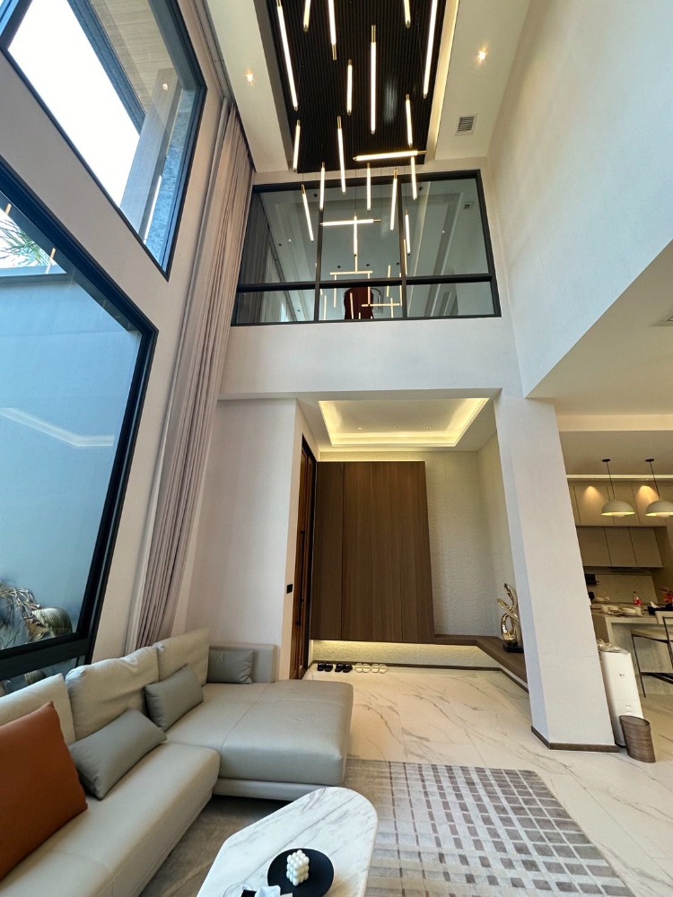 For RentHousePattanakan, Srinakarin : Siraninn residence for rent