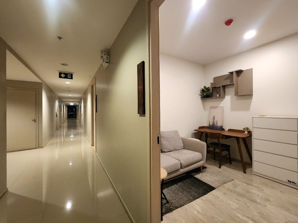 ให้เช่าคอนโดปิ่นเกล้า จรัญสนิทวงศ์ : สถานะตามภาพปก**ห้องว่างแล้วนะครับผม มีเครื่องซักผ้า สภาพใหม่มาก** ให้เช่าคอนโด The Tree Charan 30 (เดอะทรี จรัญ 30) เครื่องใช้ไฟฟ้าครบ SN494.29