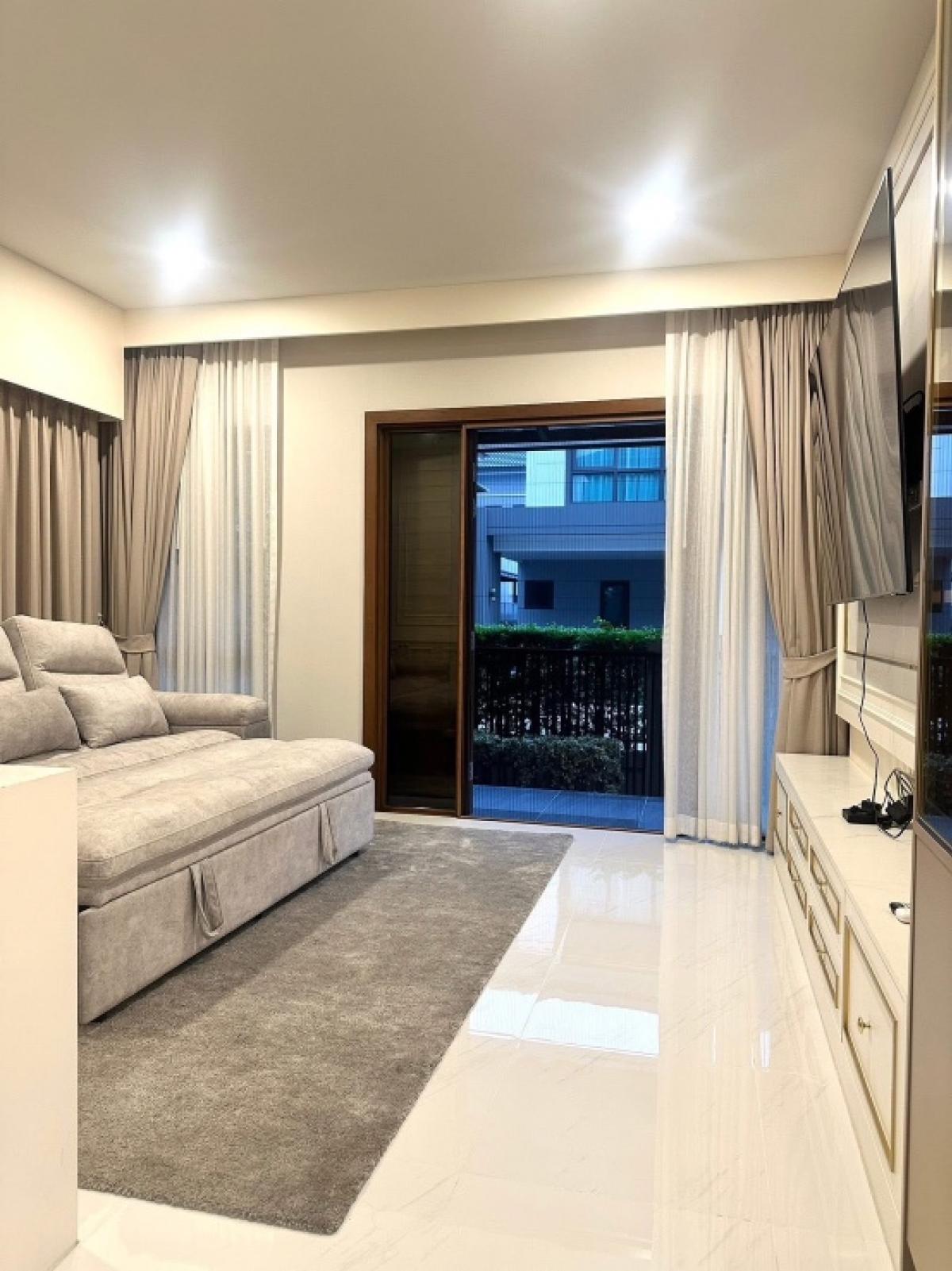 For RentHouseBangna, Bearing, Lasalle : 🌟For Rent: Detached House in The City Bangna.Two-storey detached house features 4 bedrooms| 5 bathrooms. It is fully furnished and decorated.💥Rental Fee: 150,000 THB/Month.