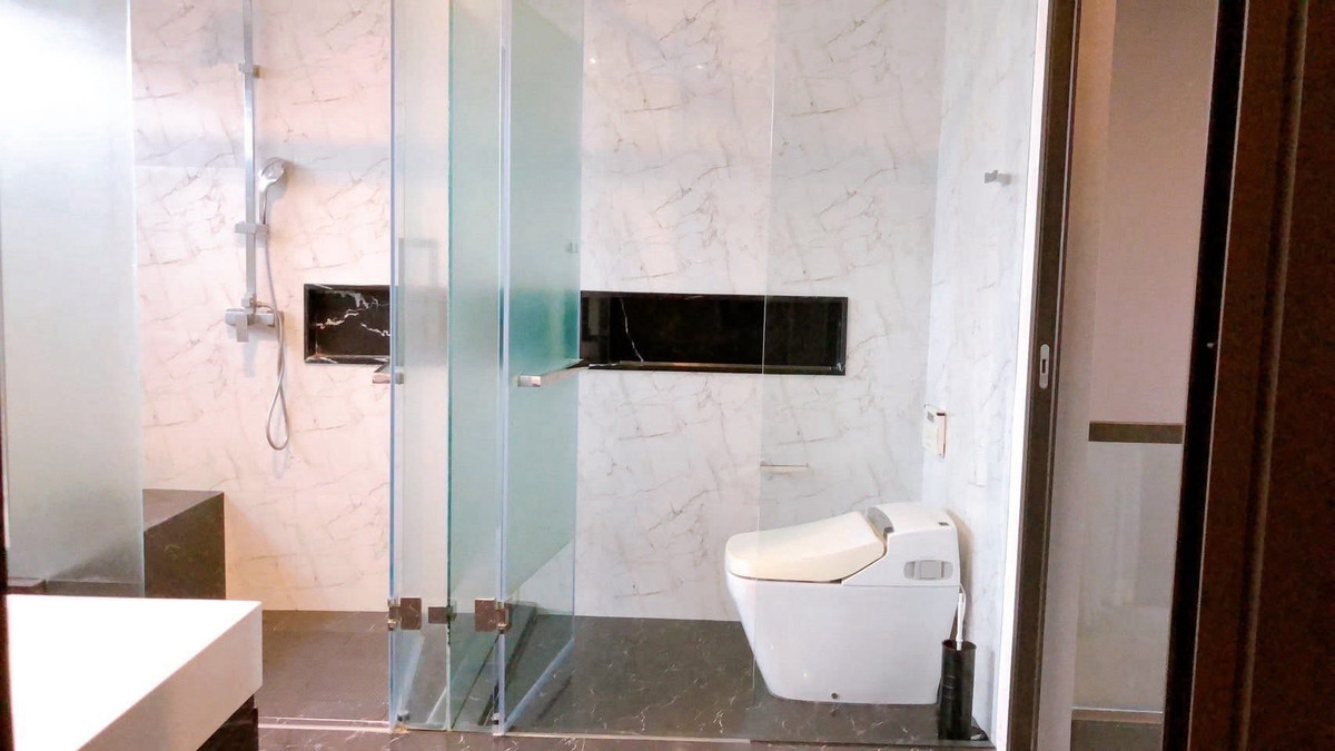 ให้เช่าทาวน์โฮมเกษตร นวมินทร์ ลาดปลาเค้า : 📢👇 ทาวน์เฮ้าส์ที่ The Landmark เอกมัย-รามอินทรา, 3 ชั้น, ตกแต่งสวยงาม, เดินทางสะดวกได้หลายเส้นทาง, ใกล้เซ็นทรัลอีสต์วิลล์