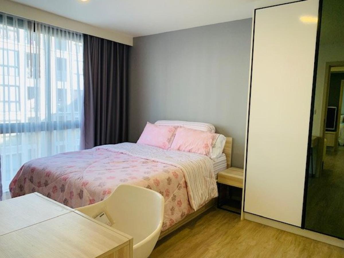 For RentCondoRama9, Petchburi, RCA : Ready to move in! Maestro 03 condominium at Ratchada-Rama 9, 2 bedrooms in the city centerRent 39,000 baht/month, near MRT Rama 9, convenient for every lifestyle!