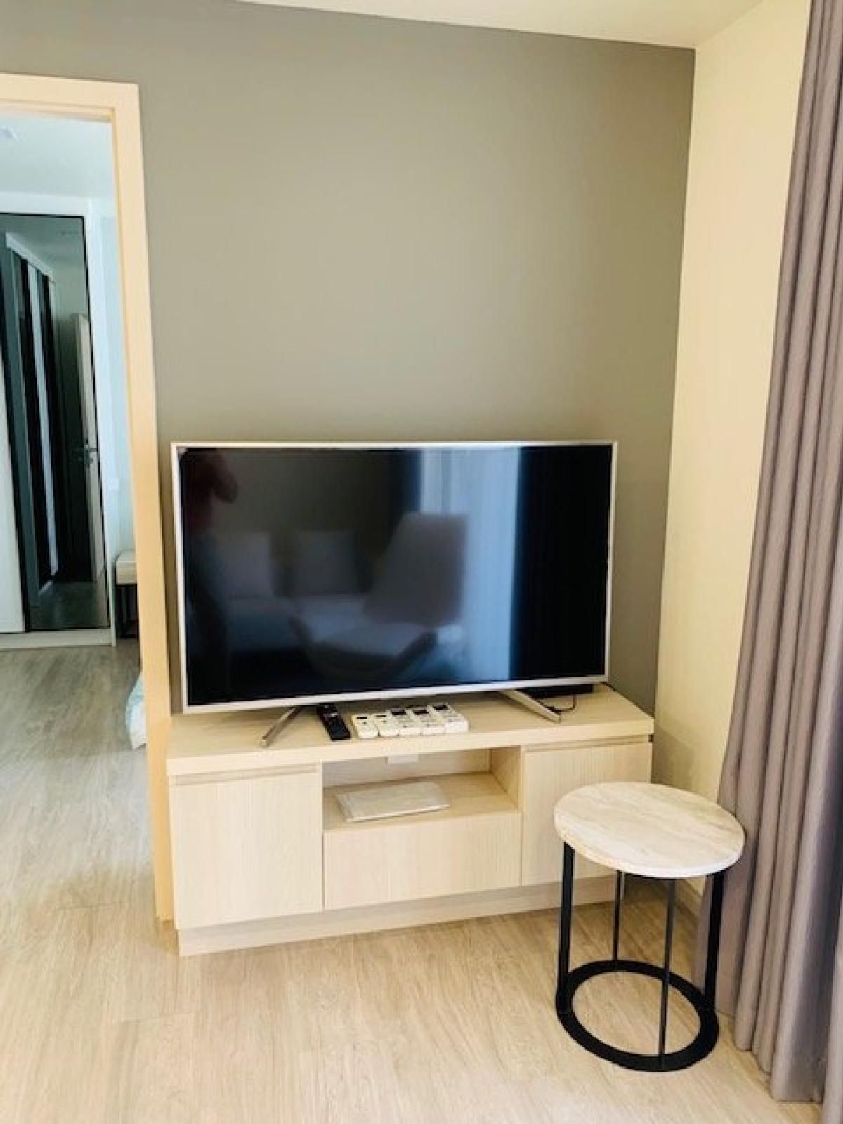 For RentCondoRama9, Petchburi, RCA : Ready to move in! Maestro 03 condominium at Ratchada-Rama 9, 2 bedrooms in the city centerRent 39,000 baht/month, near MRT Rama 9, convenient for every lifestyle!