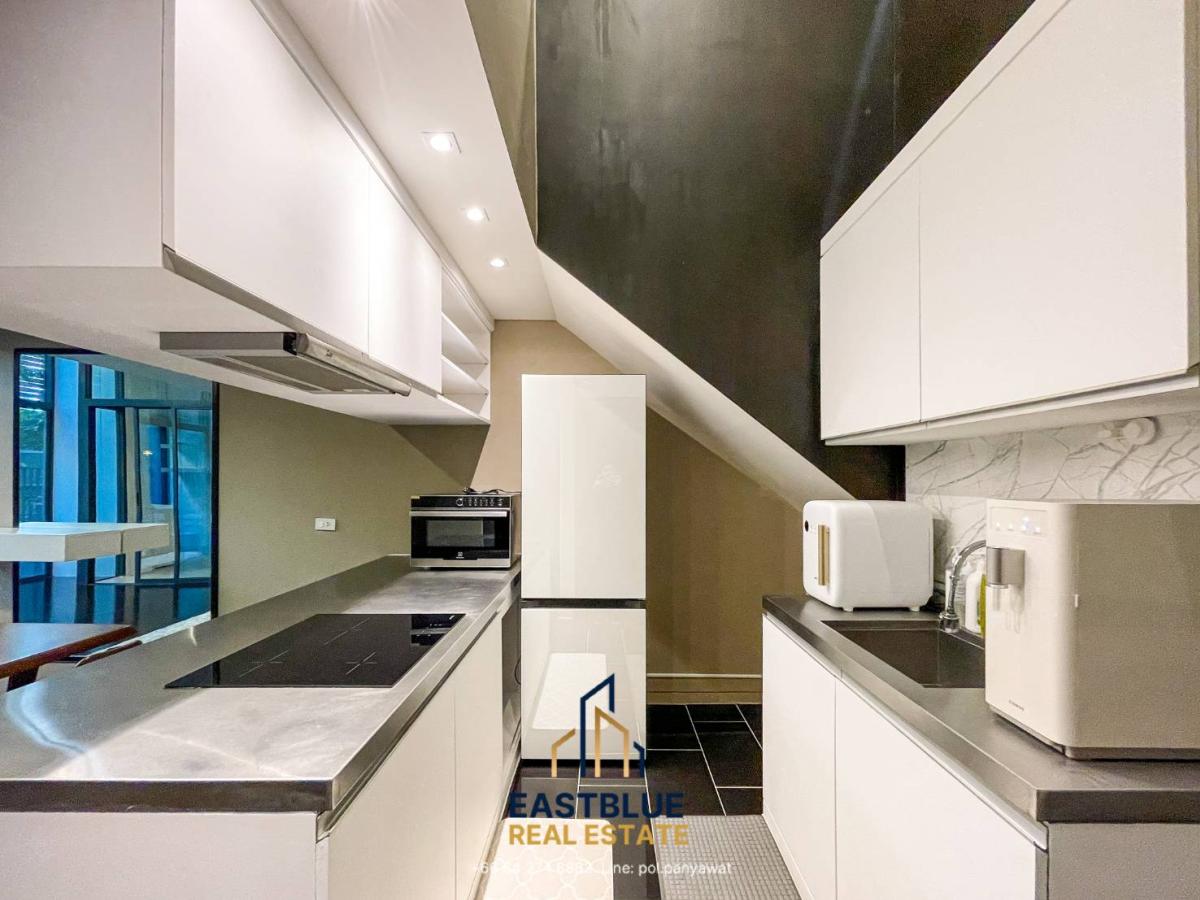 ขายคอนโดสมุทรปราการ สำโรง : 03/04/2026, รวมค่าโอนสุดหรู! Condo 2 ห้องนอน Siamese Gioia ใจกลางพร้อมพงษ์ 
ขาย 12 ล้าน หรือเช่า 50,000 บ./ด. ใกล้ BTS/MRT เดินทางสะดวก! 0642748883