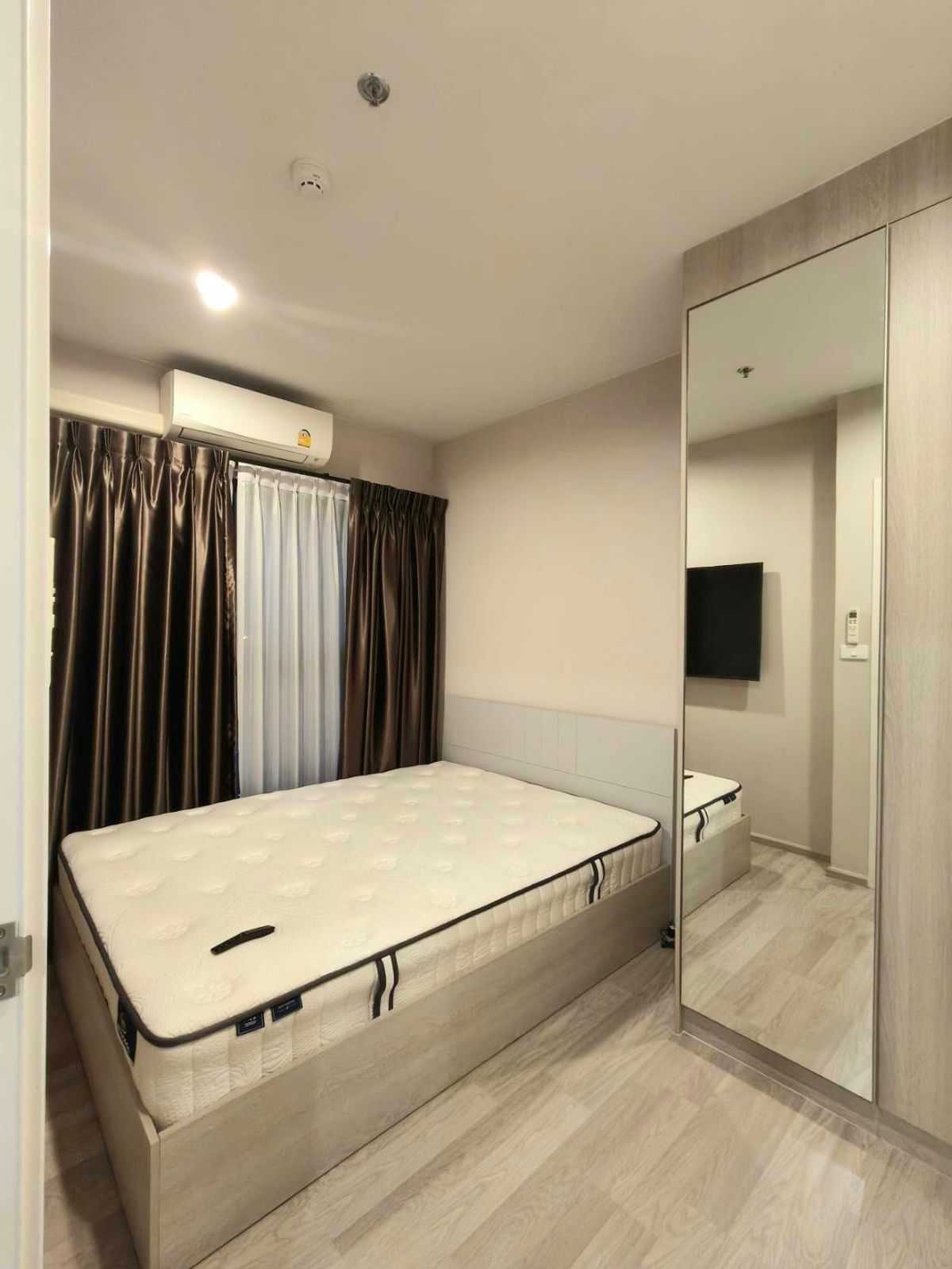 For RentCondoRama9, Petchburi, RCA : ❤️ Beautiful room for rent ❤️