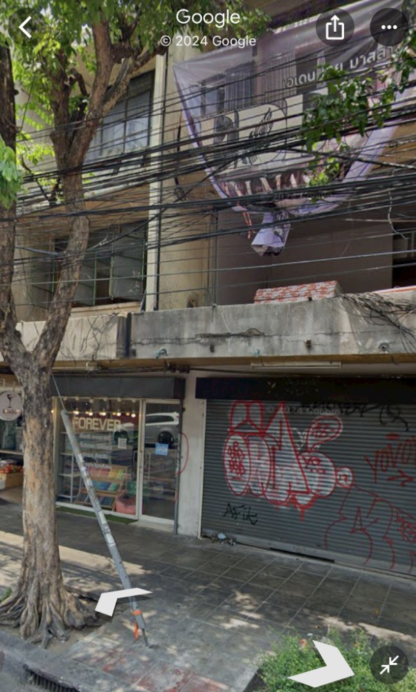 For LeaseholdRetail SpaceSiam Paragon ,Chulalongkorn,Samyan : ♦ For lease 2 shophouses, 3 storey, Banthat Thong ♦ Chula Soi 10, Banthat Thong Road (main road) | 192.00 sq m. | 2 shophouses, connected