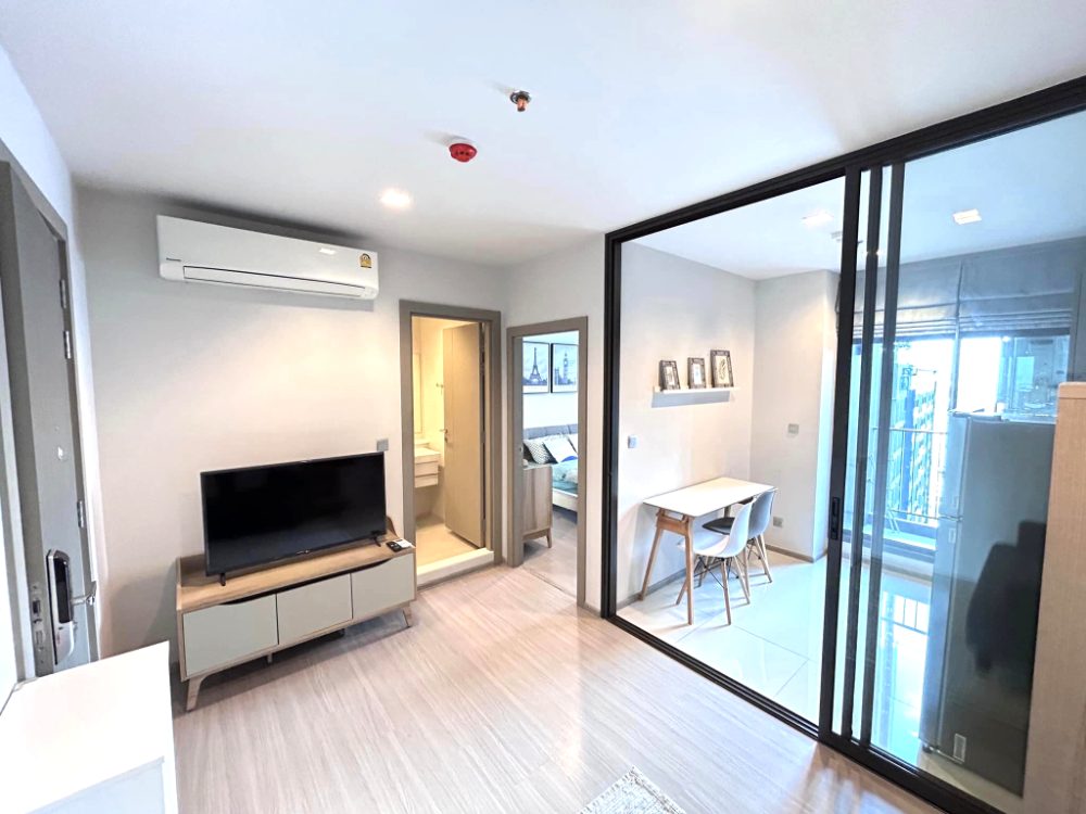 ให้เช่าคอนโดพระราม 9 เพชรบุรีตัดใหม่ RCA : ให้เช่า คอนโด Life Asoke Rama 9