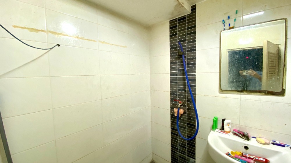 For SaleHouseChaengwatana, Muangthong : For sale semi-detached house, Chaeng Watthana Road, Soi Mu Ban Sahakorn Bin Thai 15, near MRT Muang Thong Thani