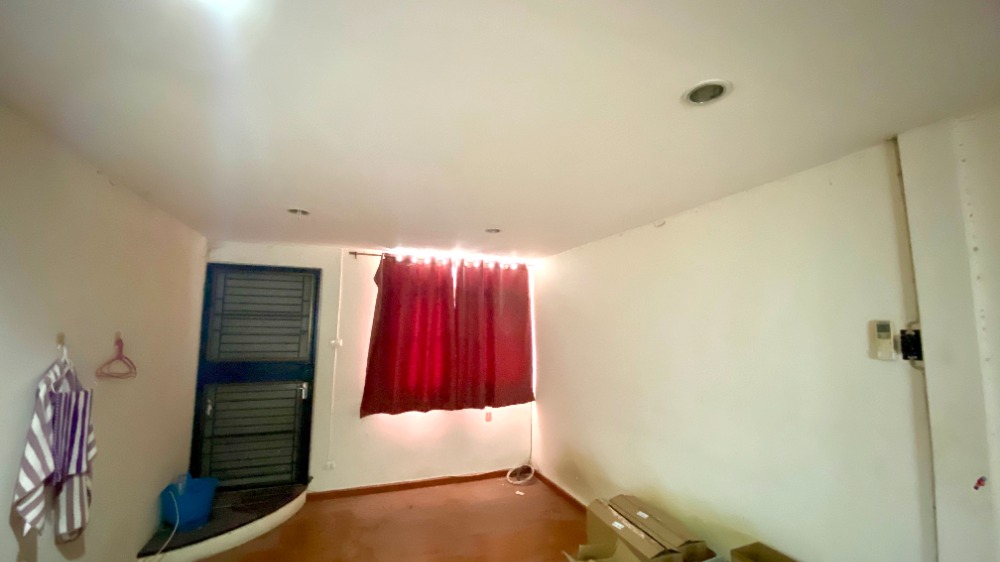 For SaleHouseChaengwatana, Muangthong : For sale semi-detached house, Chaeng Watthana Road, Soi Mu Ban Sahakorn Bin Thai 15, near MRT Muang Thong Thani