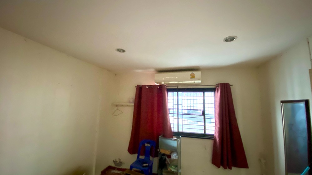 For SaleHouseChaengwatana, Muangthong : For sale semi-detached house, Chaeng Watthana Road, Soi Mu Ban Sahakorn Bin Thai 15, near MRT Muang Thong Thani