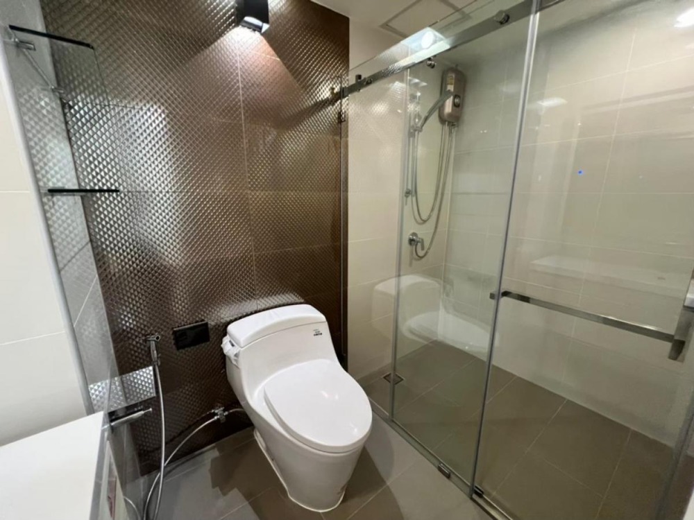 For SaleCondoRama3 (Riverside),Satupadit : For sale, riverside condo at U Delight Residence Riverfront Rama3, 2 bedrooms, fully furnished, newly renovated bathroom, 180 degree river view, near Icon Siam