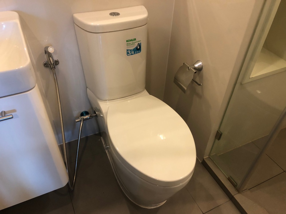 For SaleCondoRatchathewi,Phayathai : Rhythm Rangnam【𝐒𝐄𝐋𝐋】🔥 Easy life in a 1 bedroom condo, fully furnished with all functions, ready to move in!! 🔥 Contact Line ID: @hacondo