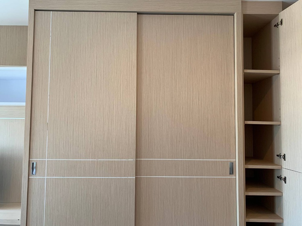 For SaleCondoRatchathewi,Phayathai : Rhythm Rangnam【𝐒𝐄𝐋𝐋】🔥 Studio room for city people, comfortable and modern, fully built-in, ready to move in!! 🔥 Contact Line ID: @hacondo