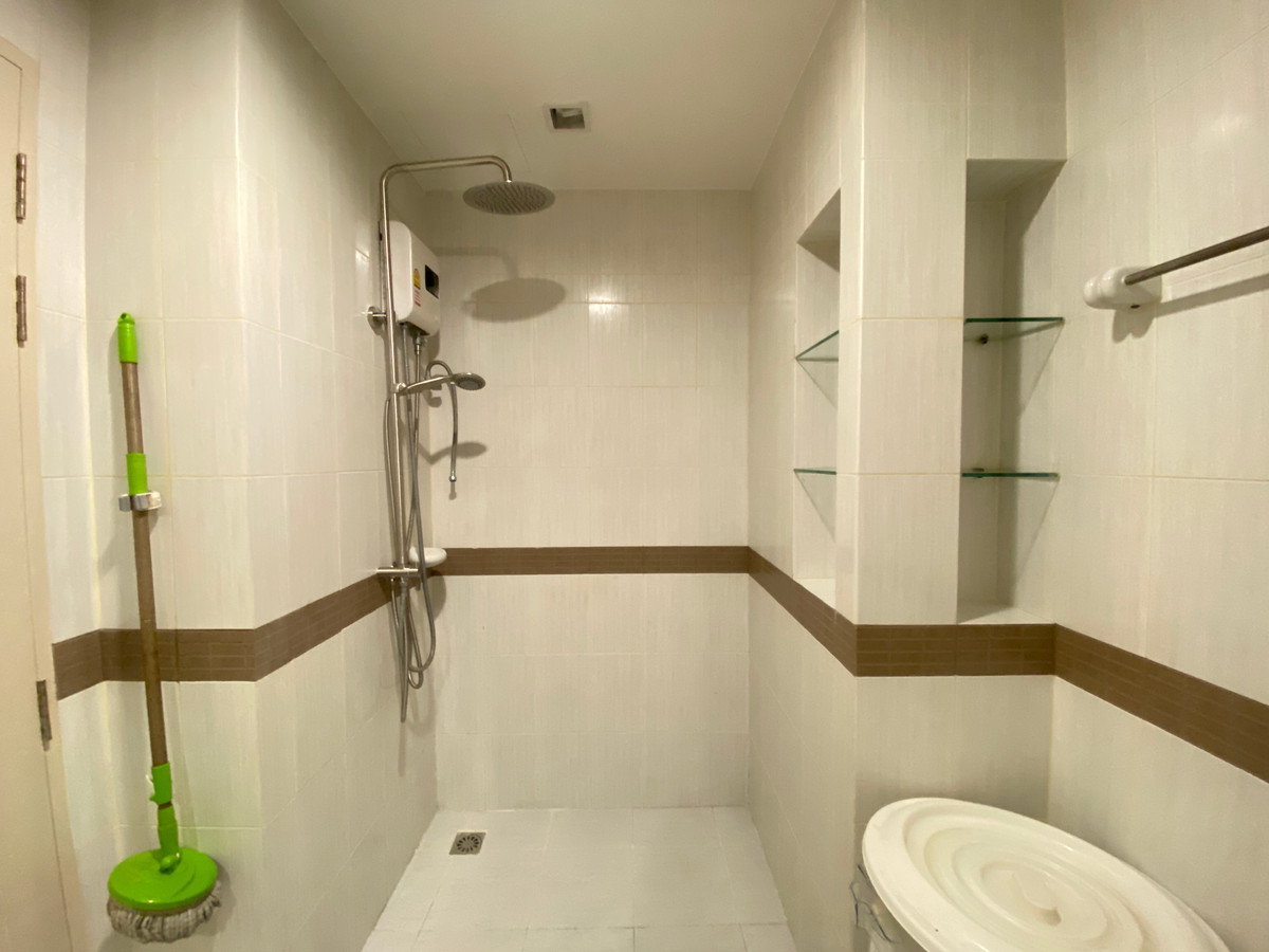 For SaleCondoRama9, Petchburi, RCA : Sell with tenant STUDIO 26 sq.m Best price 1,800,000 THB at Casa Asoke near MRT Rama9 station