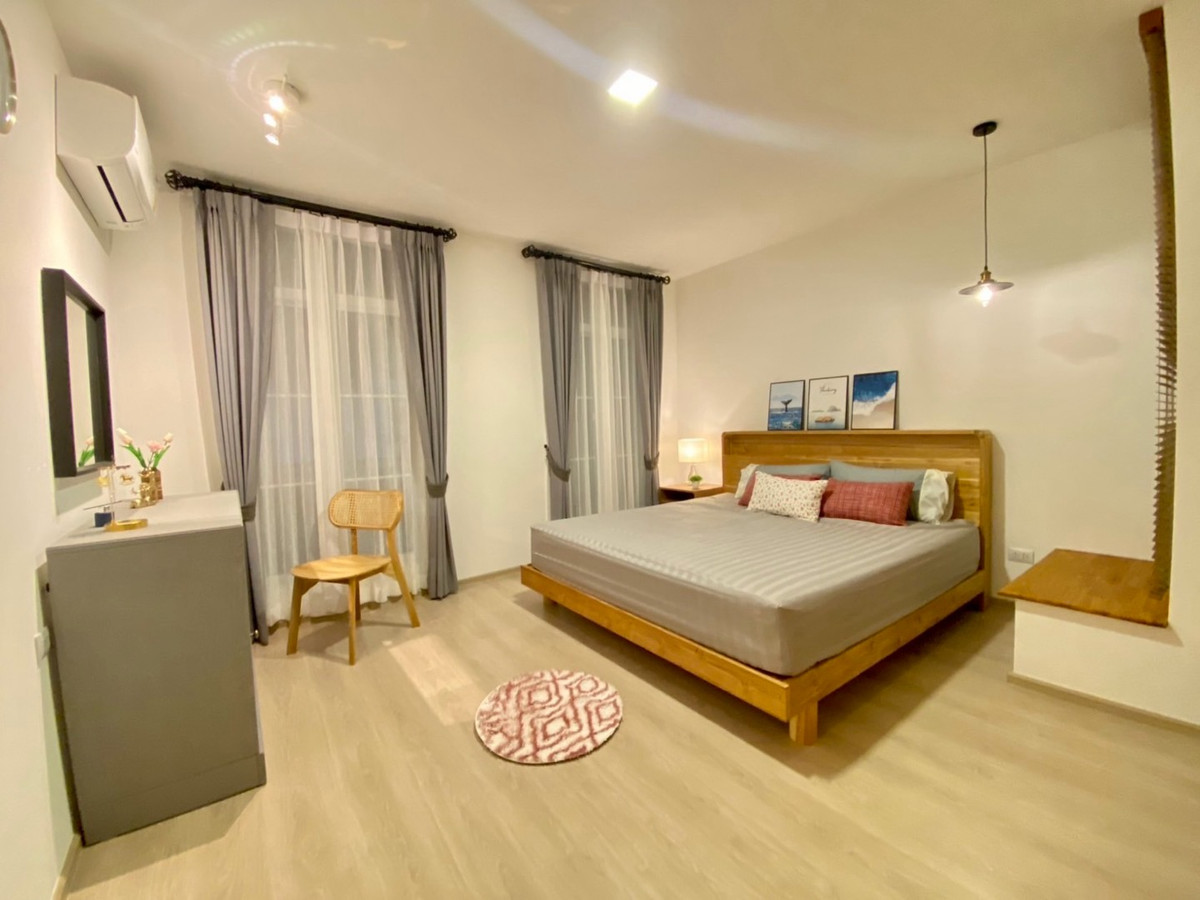 For RentTownhomeBangna, Bearing, Lasalle : Townhouse for rent, behind Mega Bangna 📍Indie Village 4, Bangna, Km.7