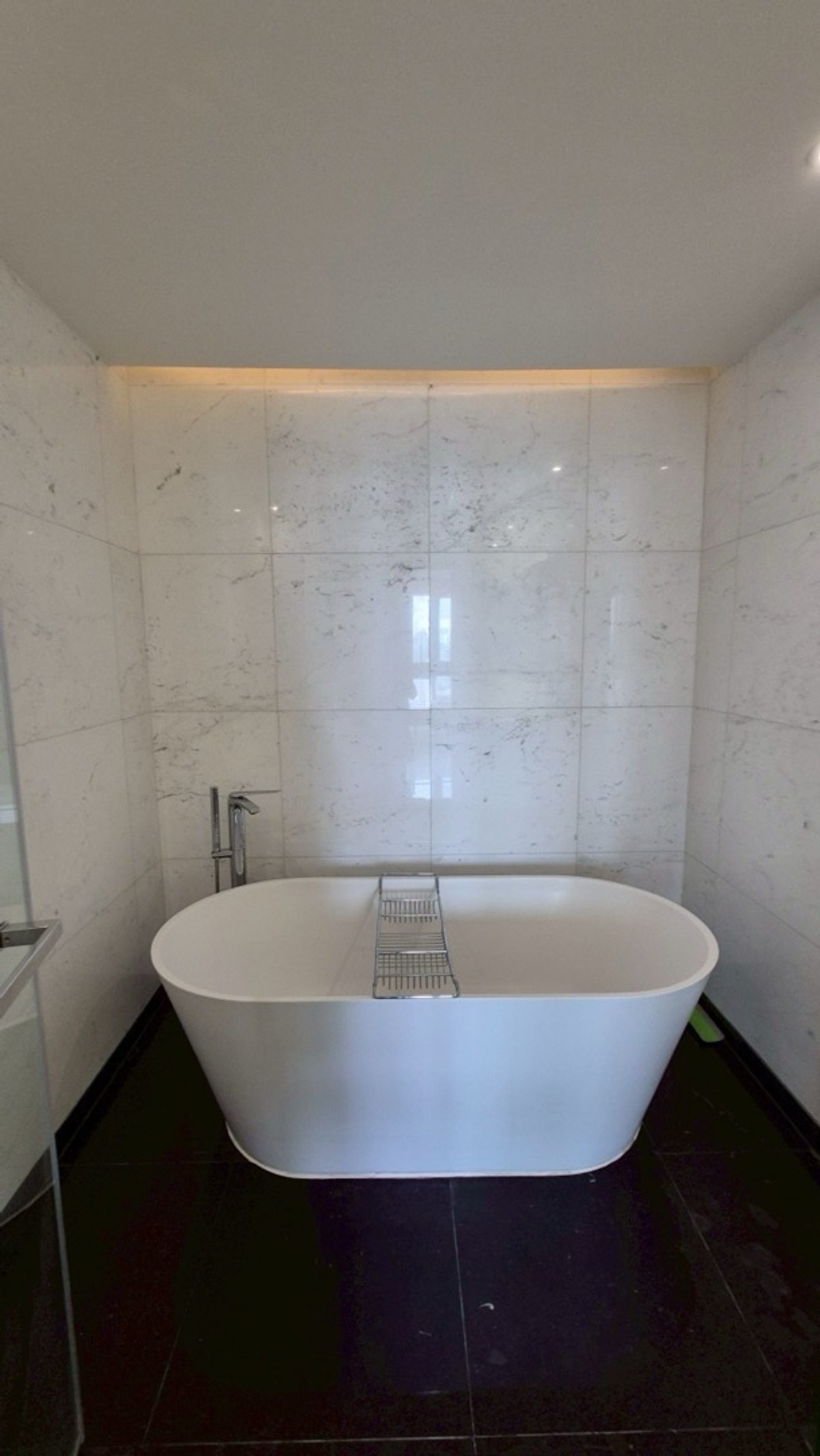 For RentCondoSukhumvit, Asoke, Thonglor : Muniq Sukhumvit 23 pet friendly unit 🐶🐈 3 bedroom 147sqm super rare unit big size for rent only 130,000 please contact 0816878954