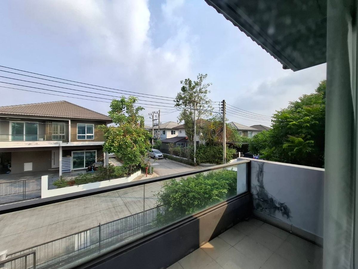 For SaleHousePhutthamonthon, Salaya : House for sale in Chaiphruek Phutthamonthon 5, near the Golden Jubille Midical Center  & Mahidol University 62.5 sq. 