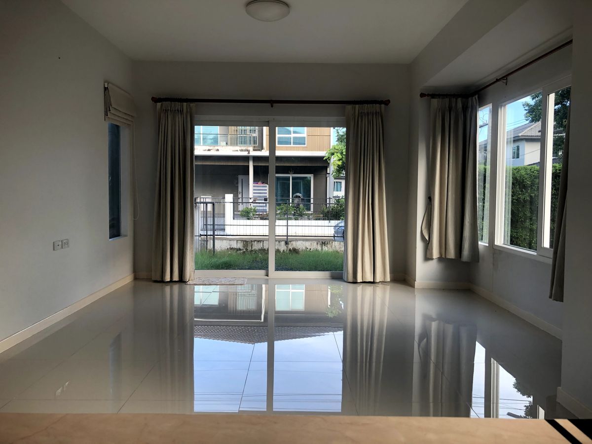 For SaleHousePhutthamonthon, Salaya : House for sale in Chaiphruek Phutthamonthon 5, near the Golden Jubille Midical Center  & Mahidol University 62.5 sq. 