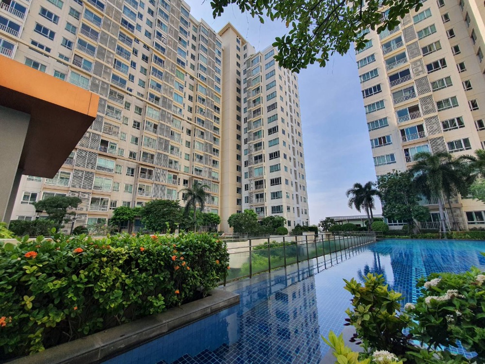 ขายคอนโดเกษตรศาสตร์ รัชโยธิน : ให้เช่า / ขายขาดทุน !!! คอนโด เซ็นทริค ซีน รัชวิภา 42 ตรม ห้องสวย สภาพดี พร้อมอยู่ ใกล้ ฺBTS วงศ์สว่าง