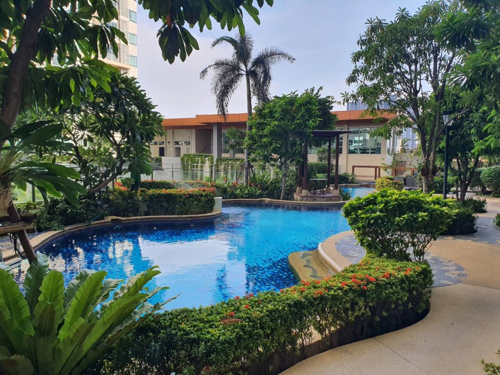 ขายคอนโดเกษตรศาสตร์ รัชโยธิน : ให้เช่า / ขายขาดทุน !!! คอนโด เซ็นทริค ซีน รัชวิภา 42 ตรม ห้องสวย สภาพดี พร้อมอยู่ ใกล้ ฺBTS วงศ์สว่าง