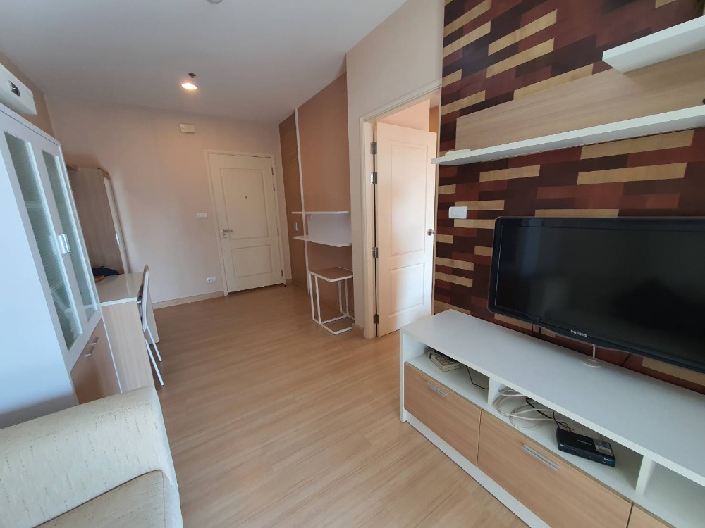 ขายคอนโดเกษตรศาสตร์ รัชโยธิน : ให้เช่า / ขายขาดทุน !!! คอนโด เซ็นทริค ซีน รัชวิภา 42 ตรม ห้องสวย สภาพดี พร้อมอยู่ ใกล้ ฺBTS วงศ์สว่าง