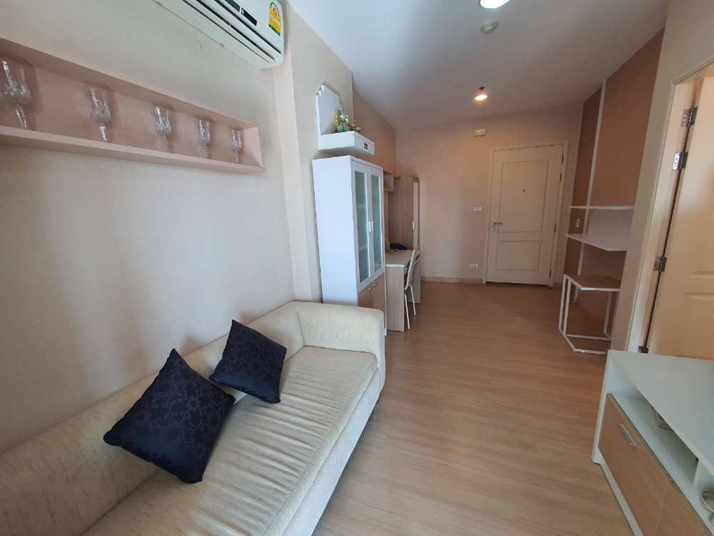 ขายคอนโดเกษตรศาสตร์ รัชโยธิน : ให้เช่า / ขายขาดทุน !!! คอนโด เซ็นทริค ซีน รัชวิภา 42 ตรม ห้องสวย สภาพดี พร้อมอยู่ ใกล้ ฺBTS วงศ์สว่าง