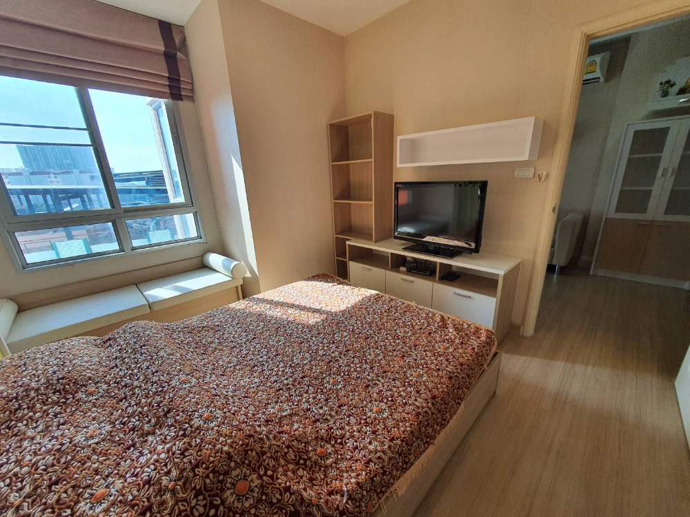 ขายคอนโดเกษตรศาสตร์ รัชโยธิน : ให้เช่า / ขายขาดทุน !!! คอนโด เซ็นทริค ซีน รัชวิภา 42 ตรม ห้องสวย สภาพดี พร้อมอยู่ ใกล้ ฺBTS วงศ์สว่าง