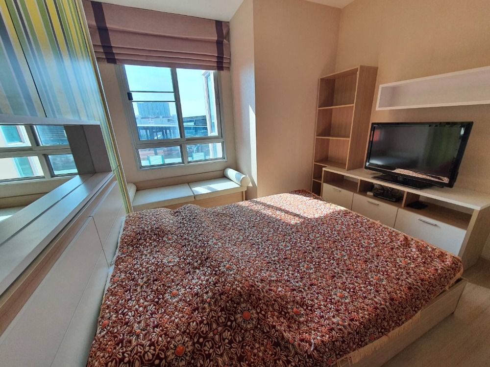 ขายคอนโดเกษตรศาสตร์ รัชโยธิน : ให้เช่า / ขายขาดทุน !!! คอนโด เซ็นทริค ซีน รัชวิภา 42 ตรม ห้องสวย สภาพดี พร้อมอยู่ ใกล้ ฺBTS วงศ์สว่าง