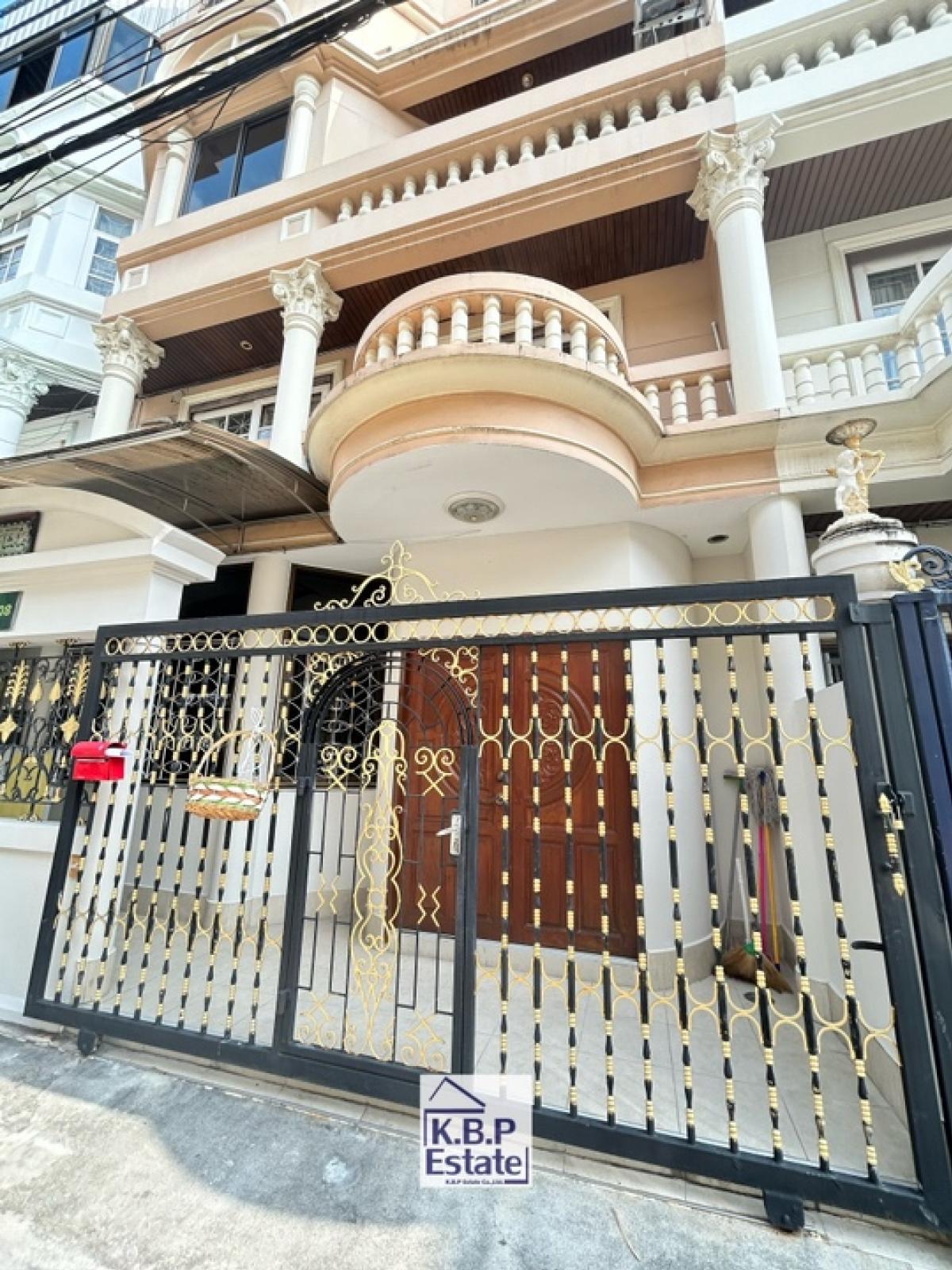 ให้เช่าทาวน์โฮมสาทร นราธิวาส : ให้เช่าแบบบุคคล+บริษัท Towhouse นราธิวาส22 6 นอน 7น้ำ 1ที่จอดรถ
