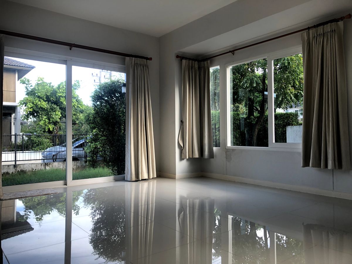 For SaleHousePhutthamonthon, Salaya : House for sale in Chaiphruek Phutthamonthon 5, near the Golden Jubille Midical Center  & Mahidol University 62.5 sq. 