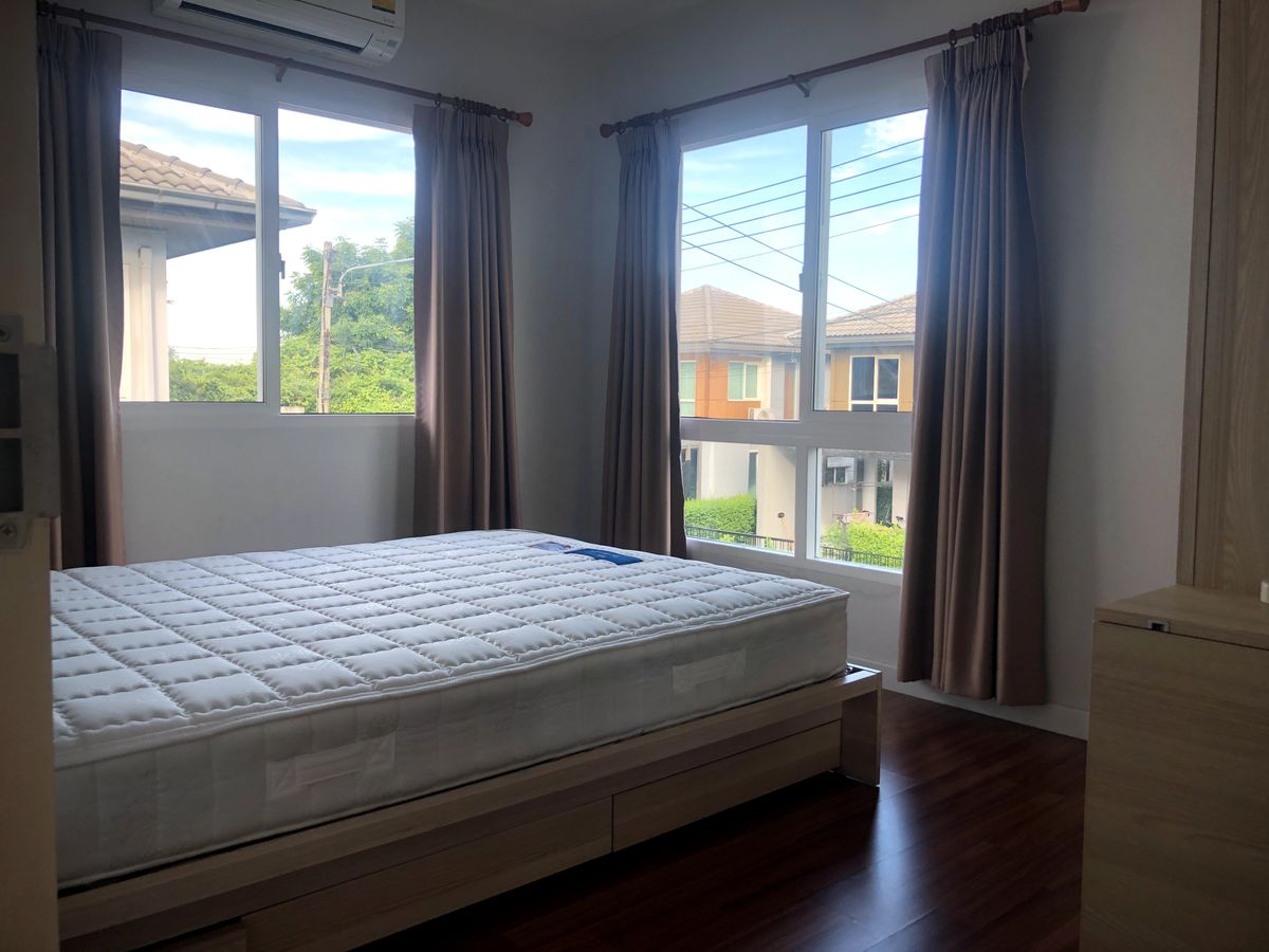 For SaleHousePhutthamonthon, Salaya : House for sale in Chaiphruek Phutthamonthon 5, near the Golden Jubille Midical Center  & Mahidol University 62.5 sq. 