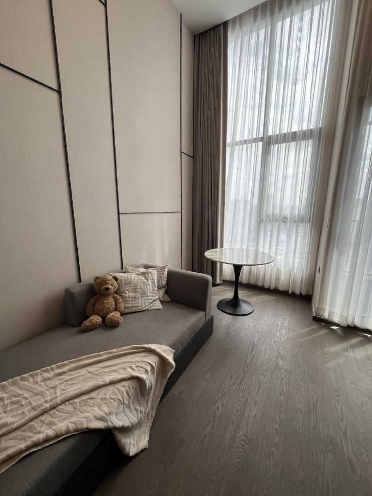 ให้เช่าคอนโดสยาม จุฬา สามย่าน : Park Origin Chula Samyan【𝐑𝐄𝐍𝐓】🔥 คอนโด High rise สไตล์ Loft แต่งเรียบหรู ทำเลใจกลางเมือง เฟอร์ครบ 🔥 ติดต่อไลน์ไอดี: @hacondo