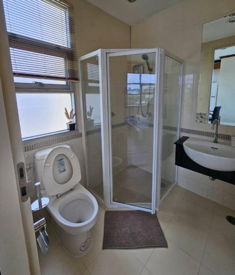 For RentCondoRatchathewi,Phayathai : Baan Klang Krung Siam 140 sq.m. Eng 中 日 Please add LINE ID @806qphgn o8415o5483