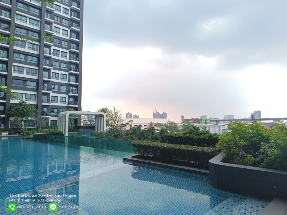 For SaleCondoThaphra, Talat Phlu, Wutthakat : ✅✅Urgent sale!!! Condo The Parkland Phetkasem-Tha Phra, Tha Phra BTS Station, Interchange, East, City view