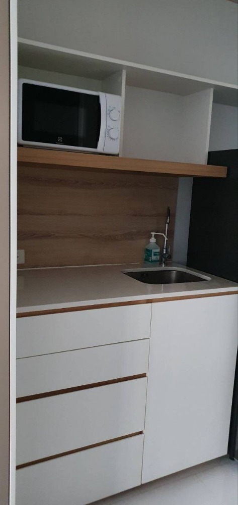 ขายคอนโดสยาม จุฬา สามย่าน : Triple Y Residence【𝐒𝐄𝐋𝐋】🔥 คอนโดโปร่งสบาย แบ่งพื้นที่อย่างลงตัว ให้ความรู้สึกกว้างขวางและเป็นส่วนตัว 🔥 ติดต่อไลน์ไอดี: @hacondo