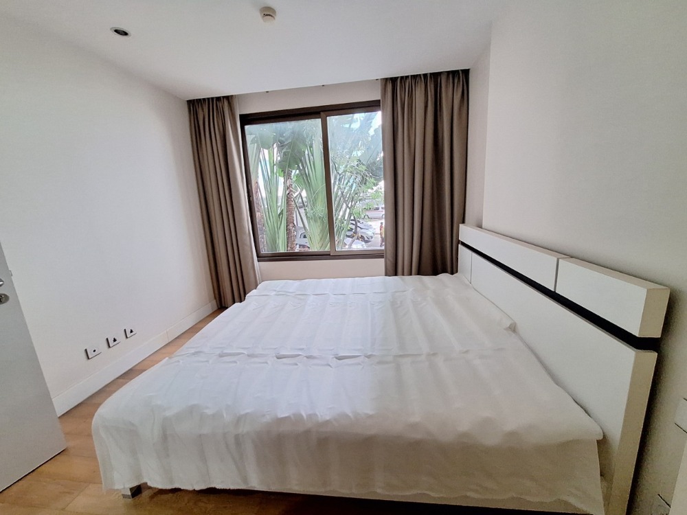 For SaleCondoSathorn, Narathiwat : Condo for sale Collezio Sathorn Pipat, Collezio Sathorn Pipat, 1 bedroom, area 40 sq m., 2nd floor